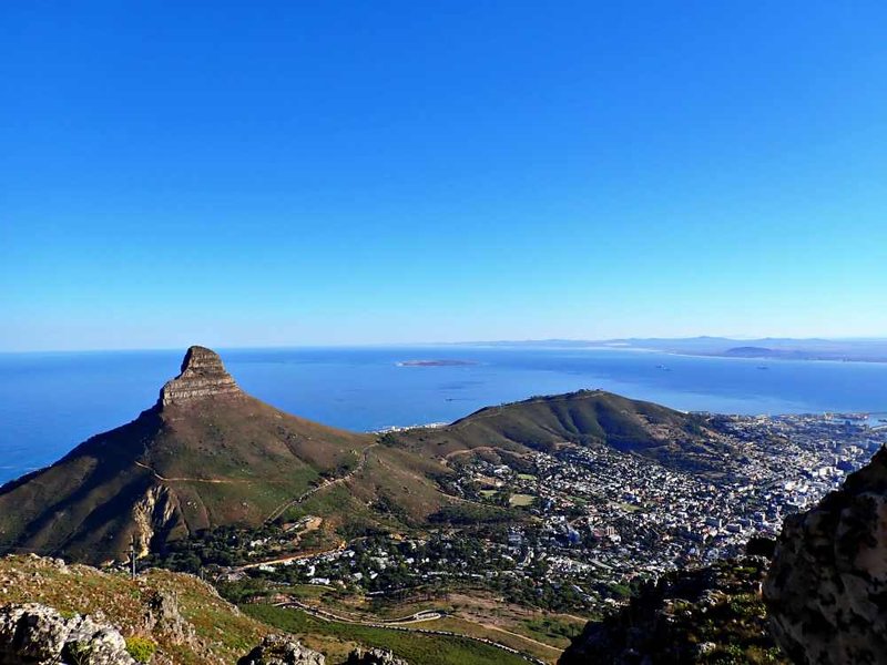 Guided Hiking Views: Table Bay, Robben Island, Lion's Head and Signal City Bowl