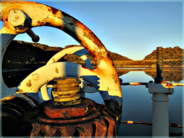 mechanical control on wall of Woodhead Dam